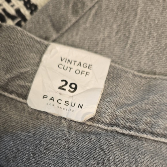 Pacsun Womens Gray Denim Vintage Jean Cut Off Shorts Size 29 Asymmetrical Waist - Picture 3 of 5